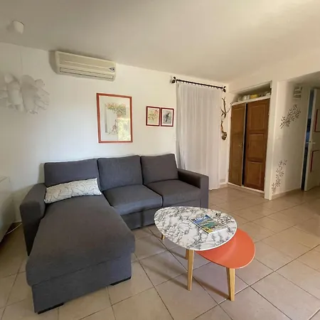 Argentella, Santa Giulia